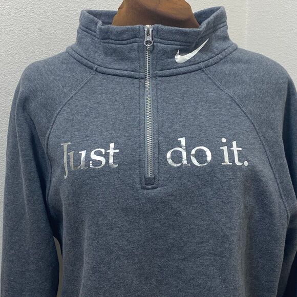 Nike Women's Cropped Quarter Zip Pullover Size Medium - Picture 2 of 8